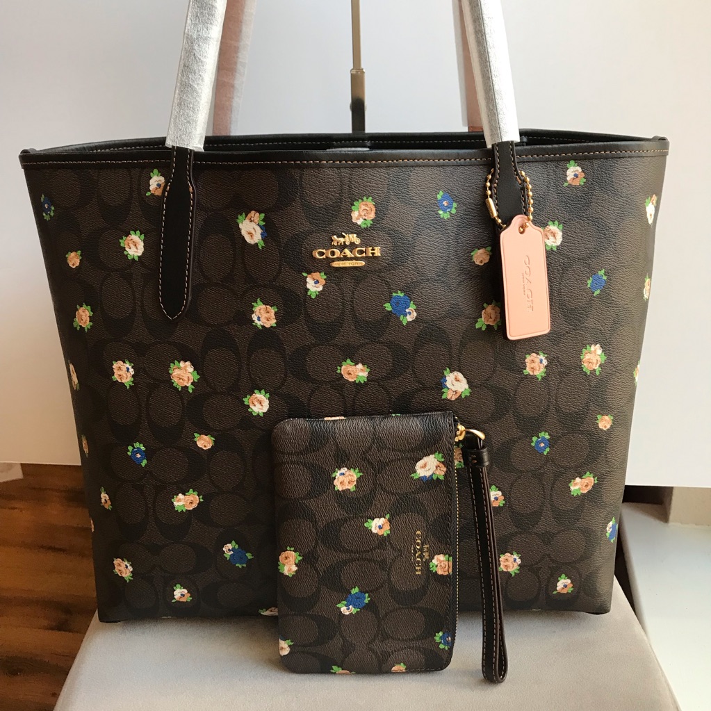Nwt! Coach Tote Purse And Wristlet